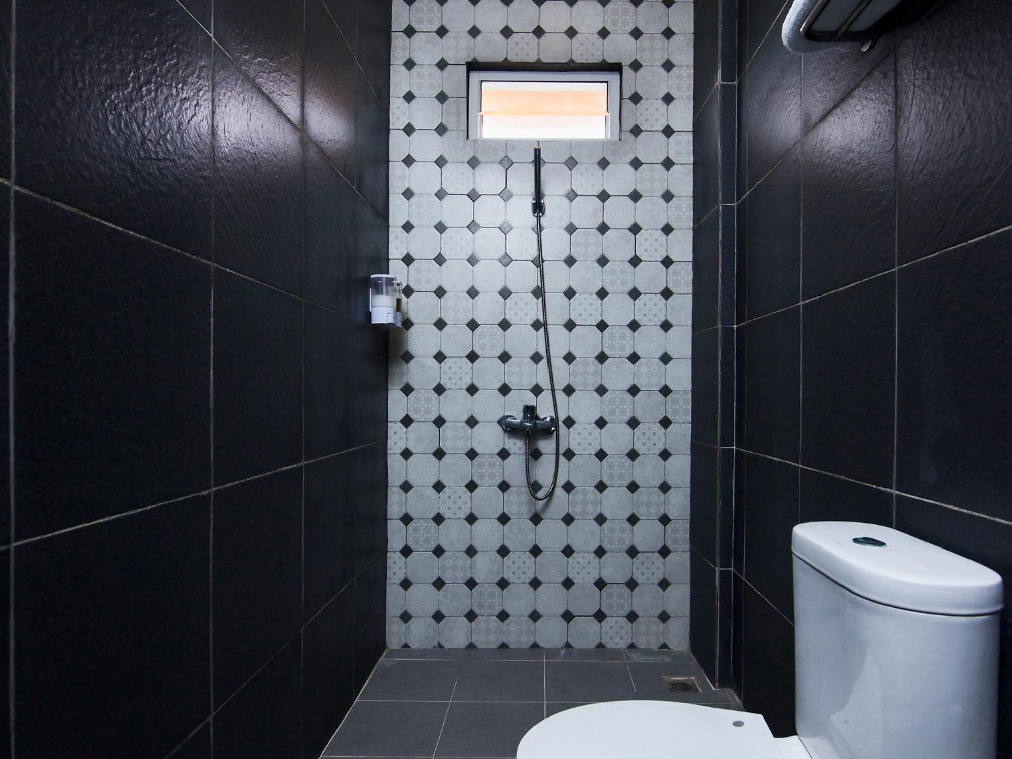 Rap Hotel Balige Exterior photo